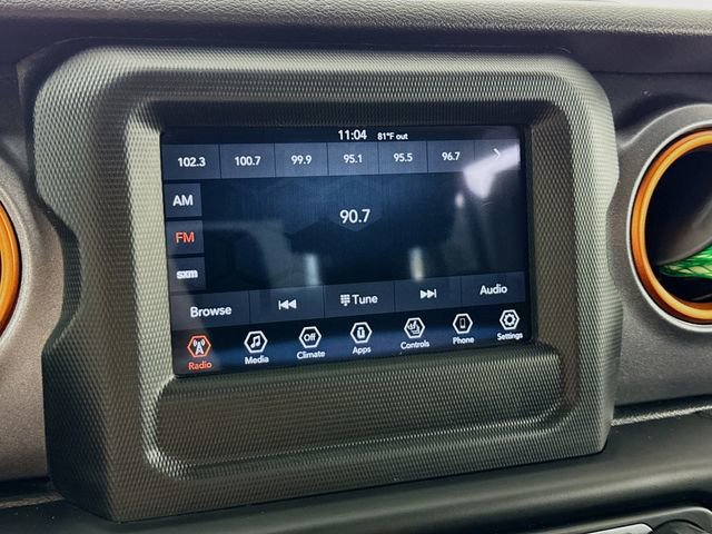 Used 2021 Jeep Gladiator Mojave w/ Cold Weather Group image 15