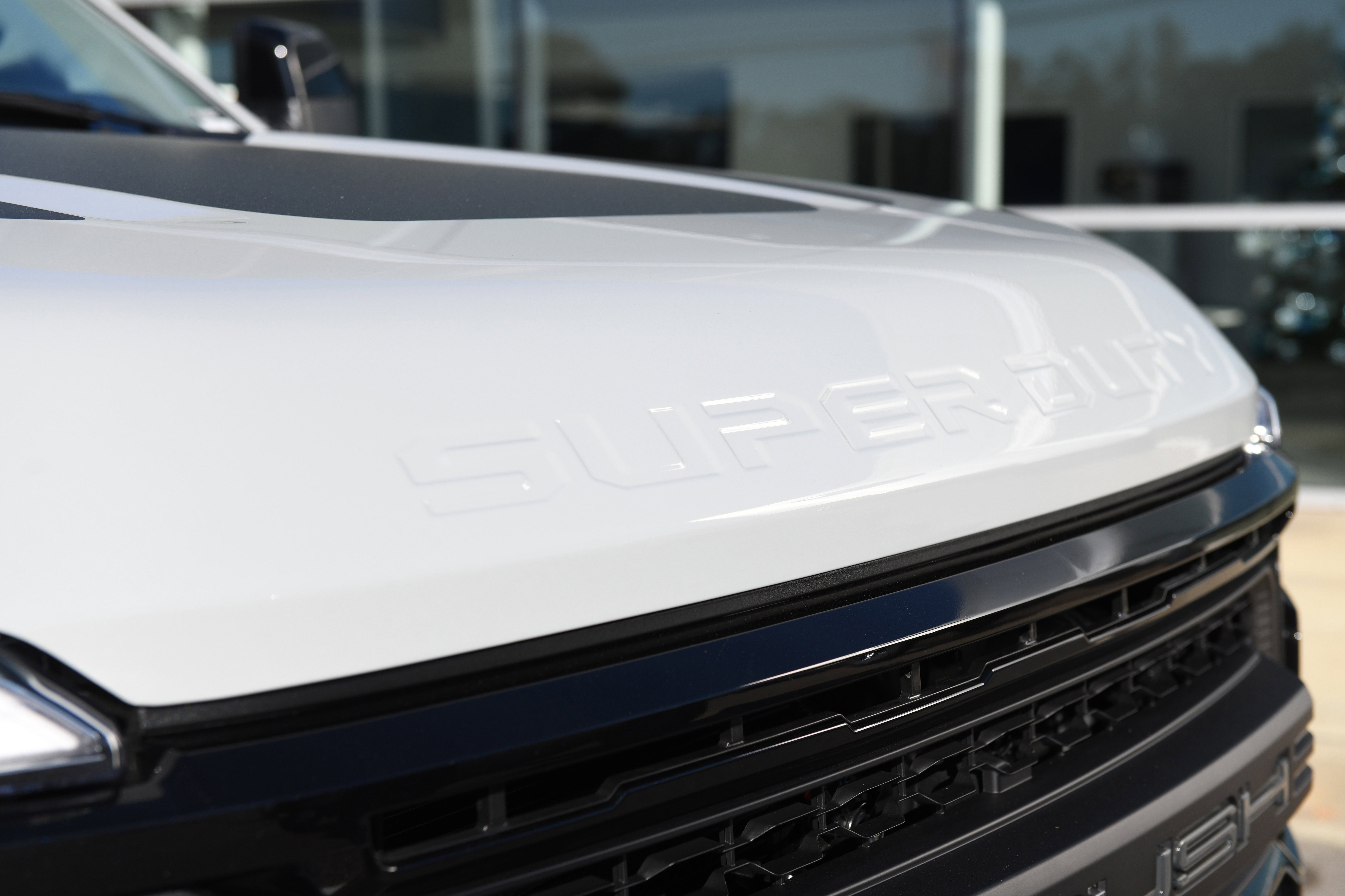 New 2026 Ford F250 Lariat w/ Black Appearance Package image 16