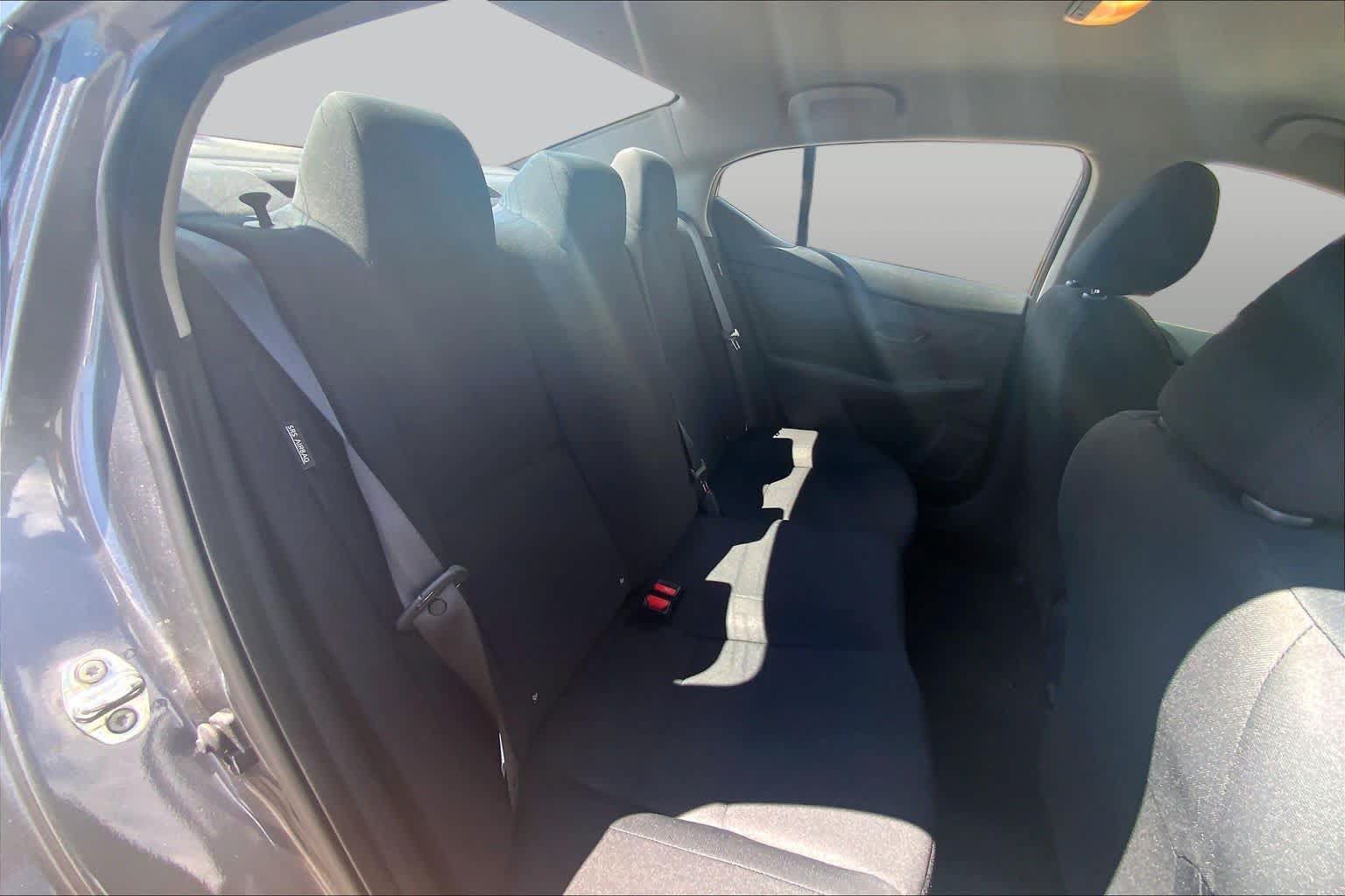Used 2024 Nissan Sentra S FWD image 19
