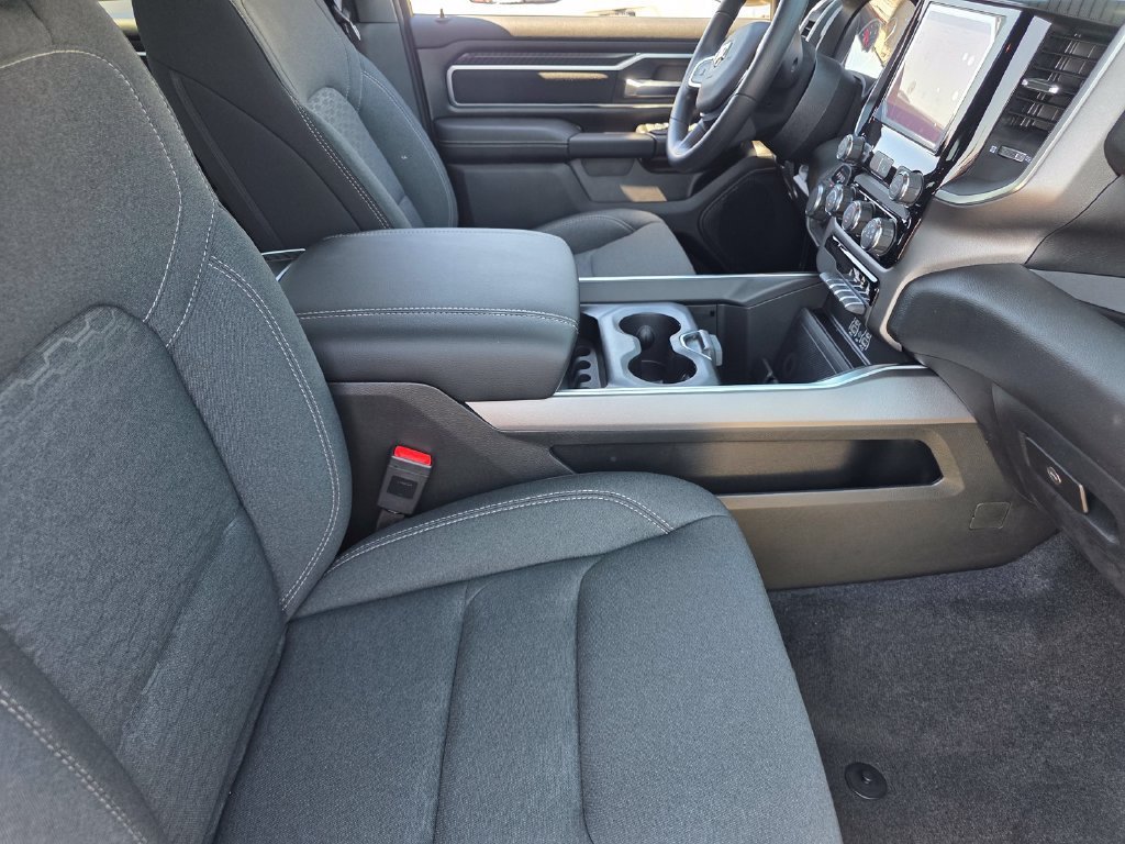 New 2026 RAM 1500 4x4 Crew Cab image 12