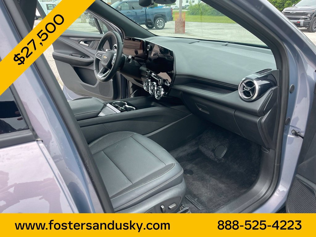 Used 2024 Chevrolet Blazer EV LT AWD/4WD image 19
