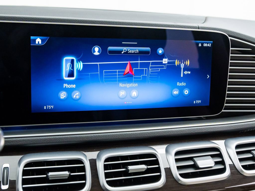 Used 2024 Mercedes-Benz GLS 450 4MATIC image 28