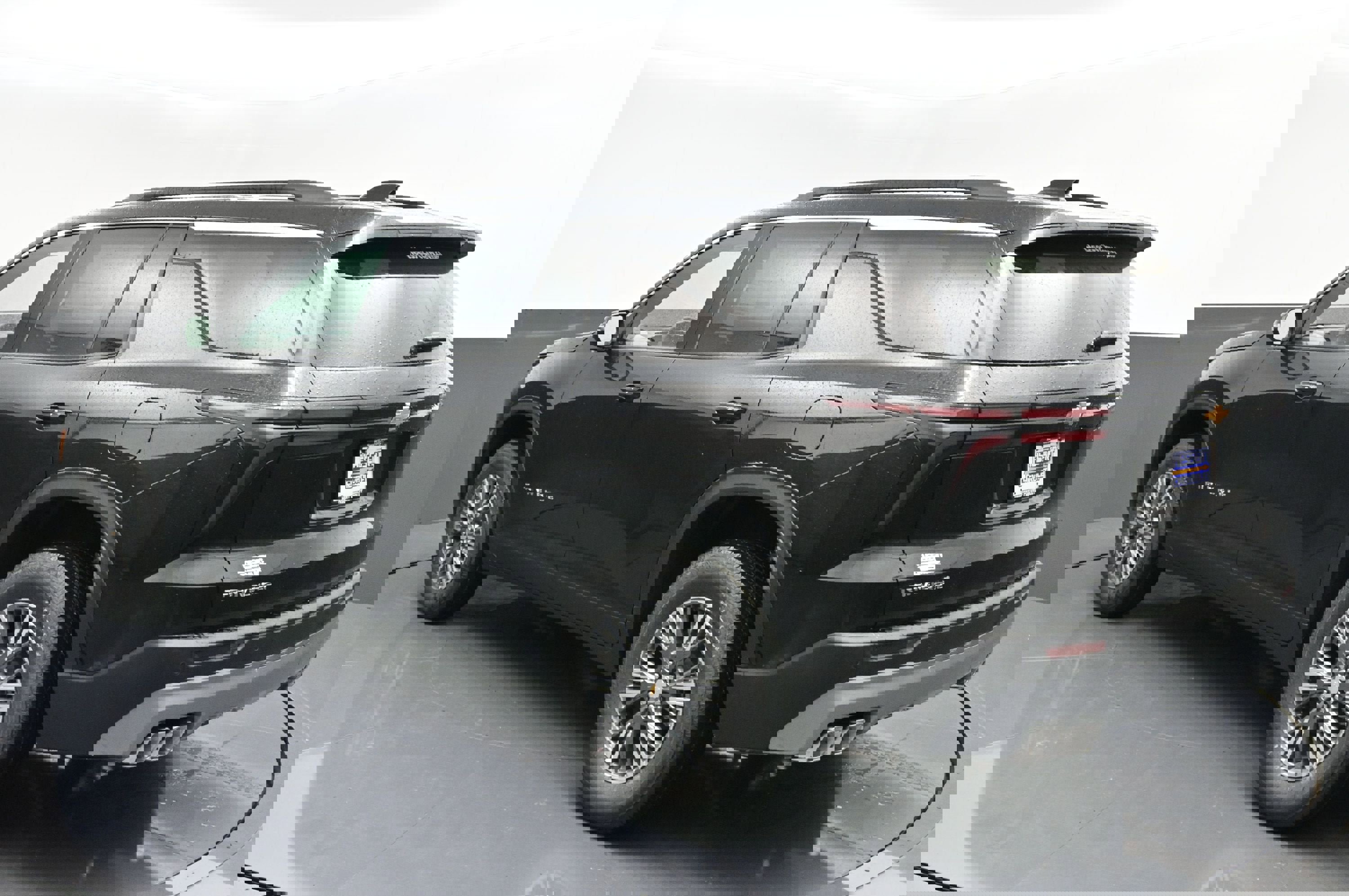 New 2026 Chevrolet Traverse LT FWD image 5
