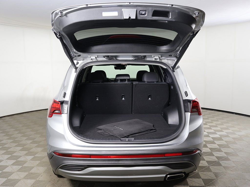 Used 2023 Hyundai Santa Fe SEL image 15
