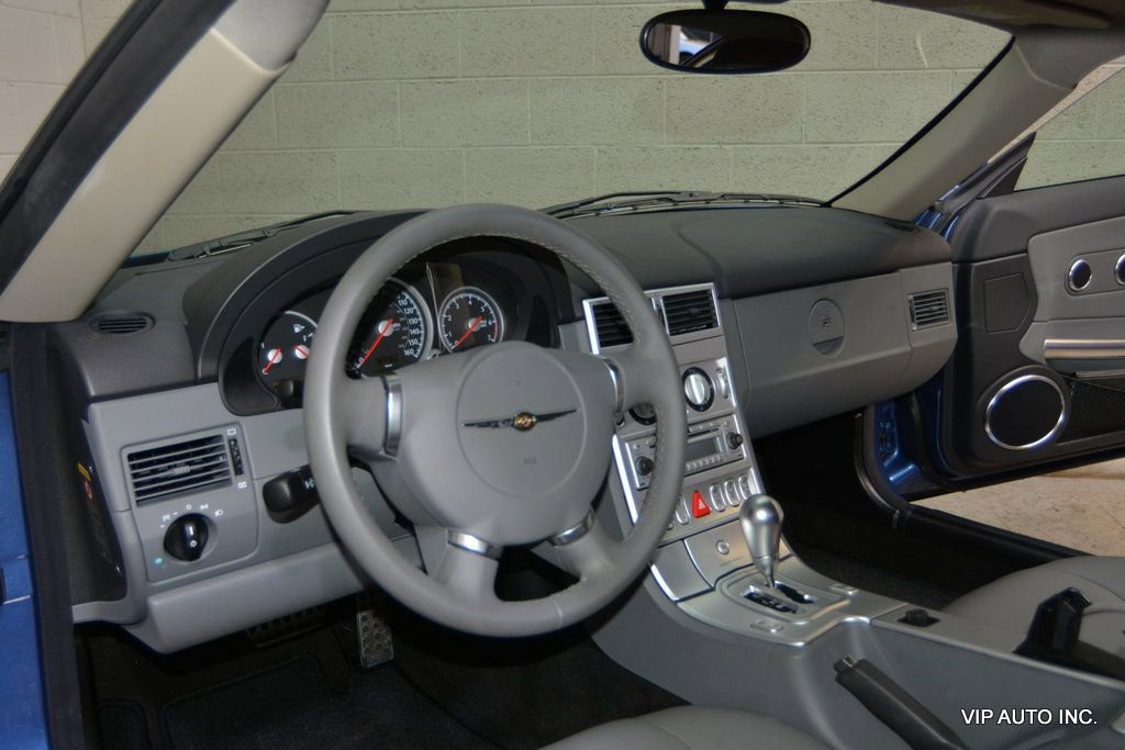 Used 2005 Chrysler Crossfire Limited image 9