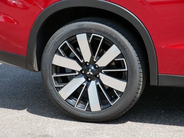 Used 2025 Mitsubishi Outlander SE AWD/4WD image 7