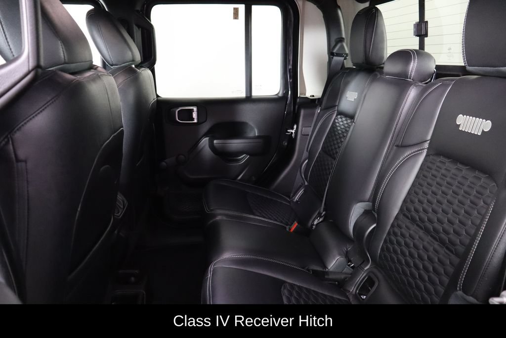 Used 2022 Jeep Gladiator Sport AWD/4WD image 16