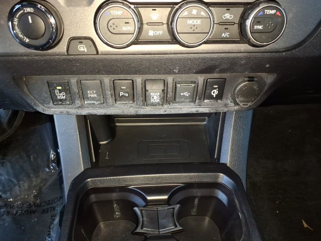 Certified 2021 Toyota Tacoma TRD Sport w/ Technology Package image 25