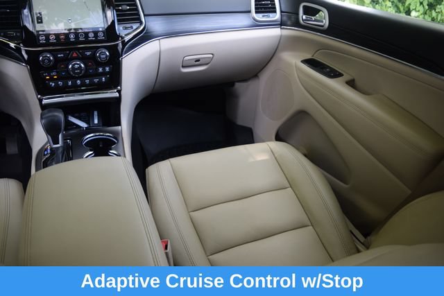 Used 2020 Jeep Grand Cherokee Limited AWD/4WD image 15