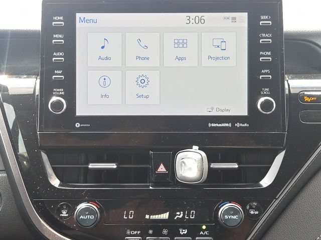 Used 2024 Toyota Camry XSE FWD image 27