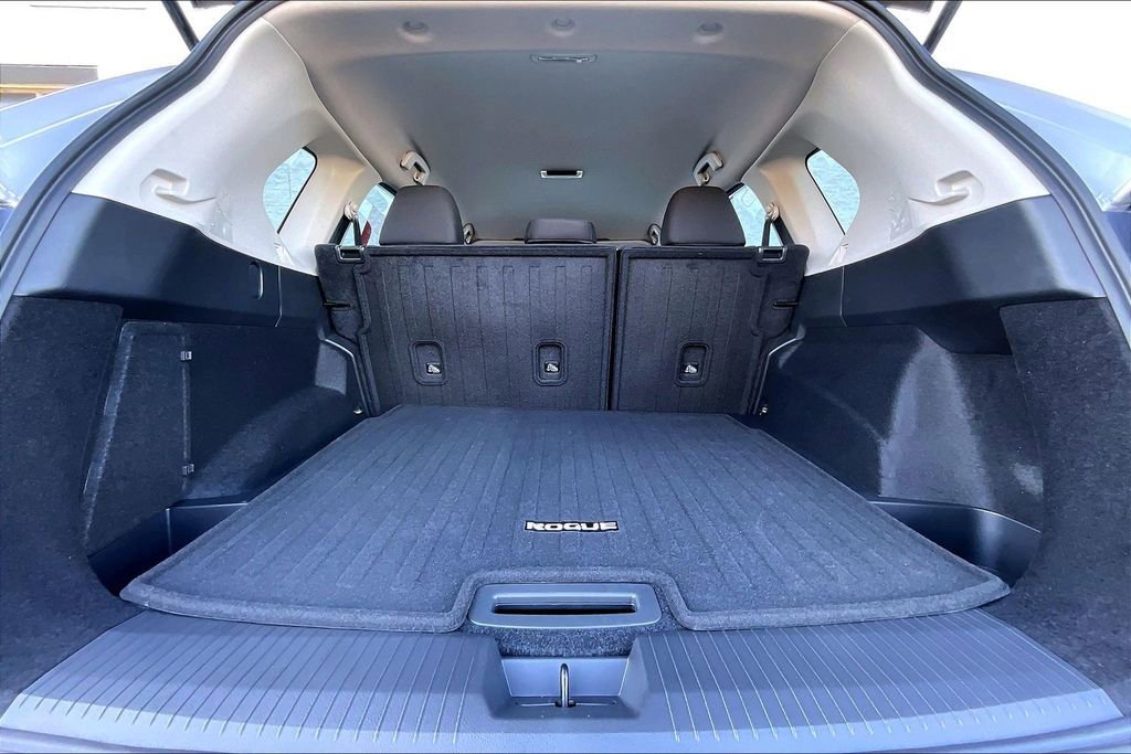 Certified 2025 Nissan Rogue S image 20