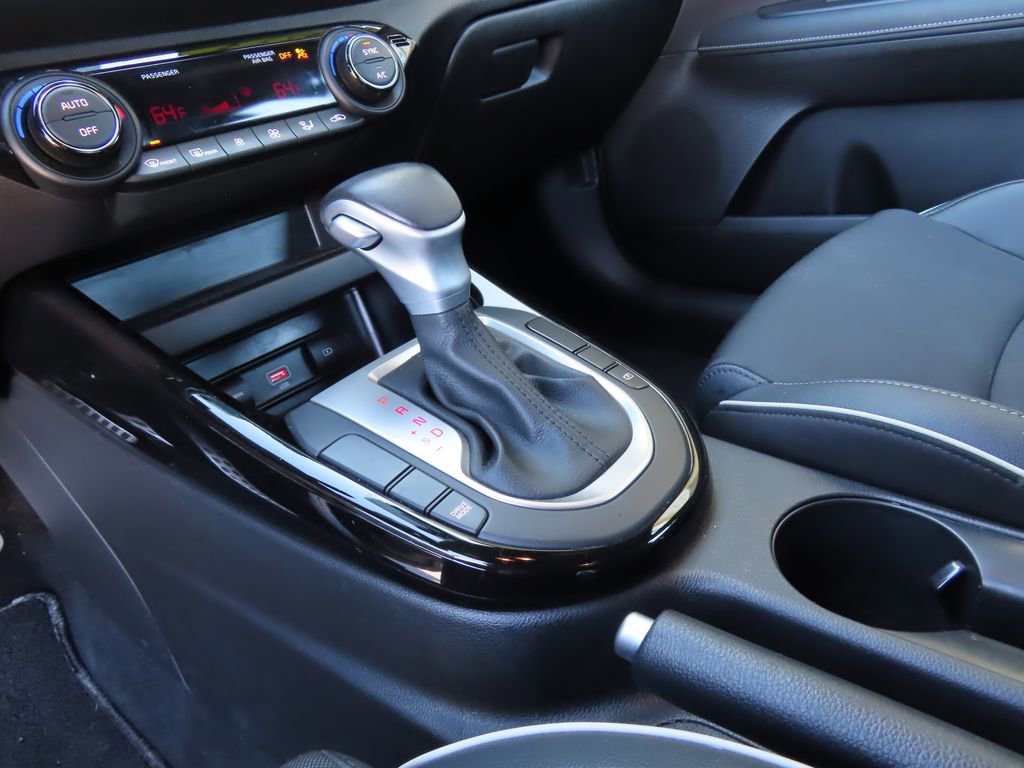 Certified 2023 Kia Forte GT-Line image 6