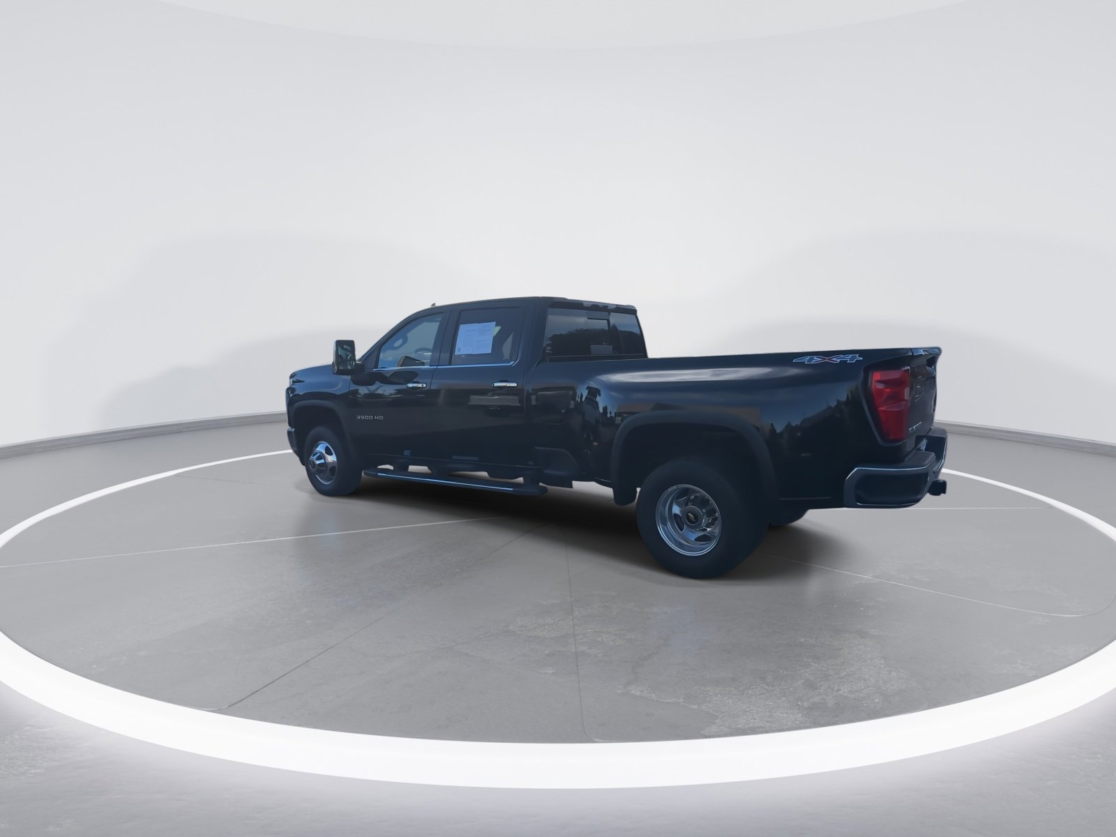Used 2020 Chevrolet Silverado 3500 LTZ w/ LTZ Plus Package image 7