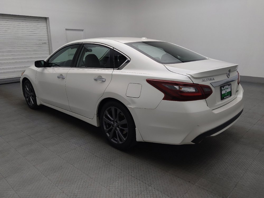 Used 2018 Nissan Altima 2.5 SR w/ SR Special Edition image 3
