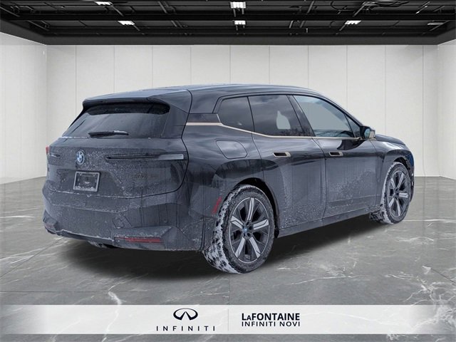 Used 2023 BMW iX M60 w/ Executive Package image 5