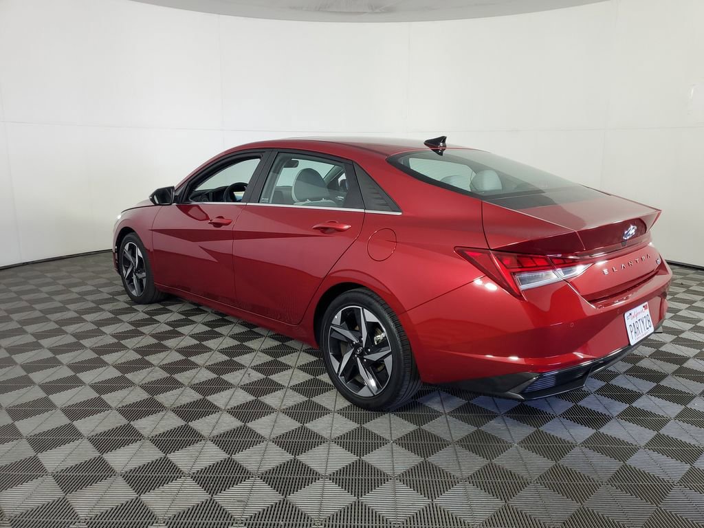 Used 2023 Hyundai Elantra Limited FWD image 6
