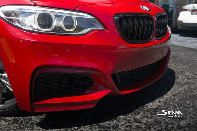 Used 2015 BMW M235i Coupe image 8