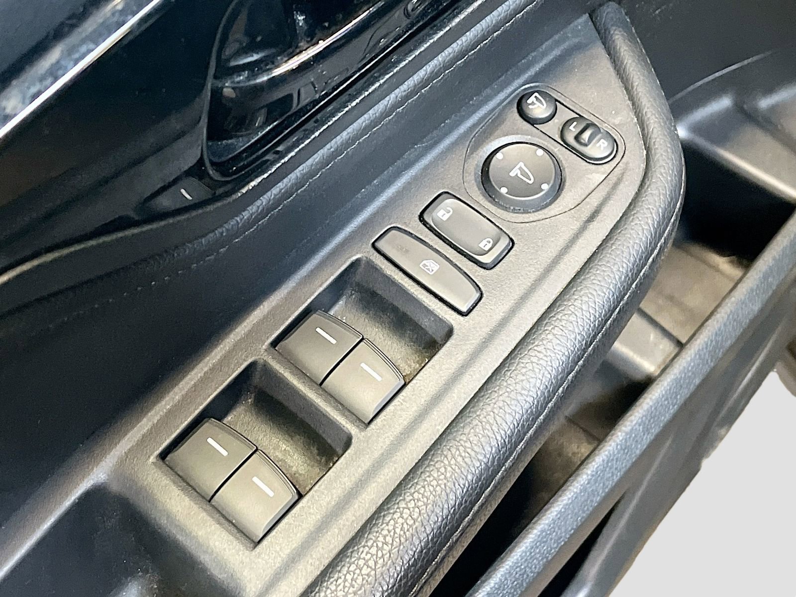 Used 2024 Honda Odyssey Elite image 34