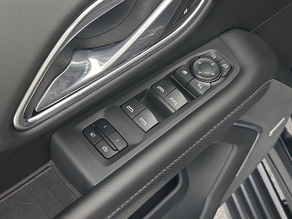Certified 2023 GMC Yukon XL AT4 AWD/4WD image 29