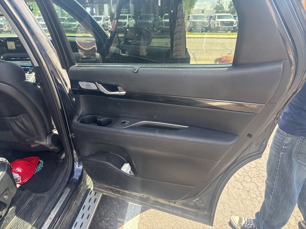 Used 2021 Hyundai Palisade Limited AWD/4WD image 16