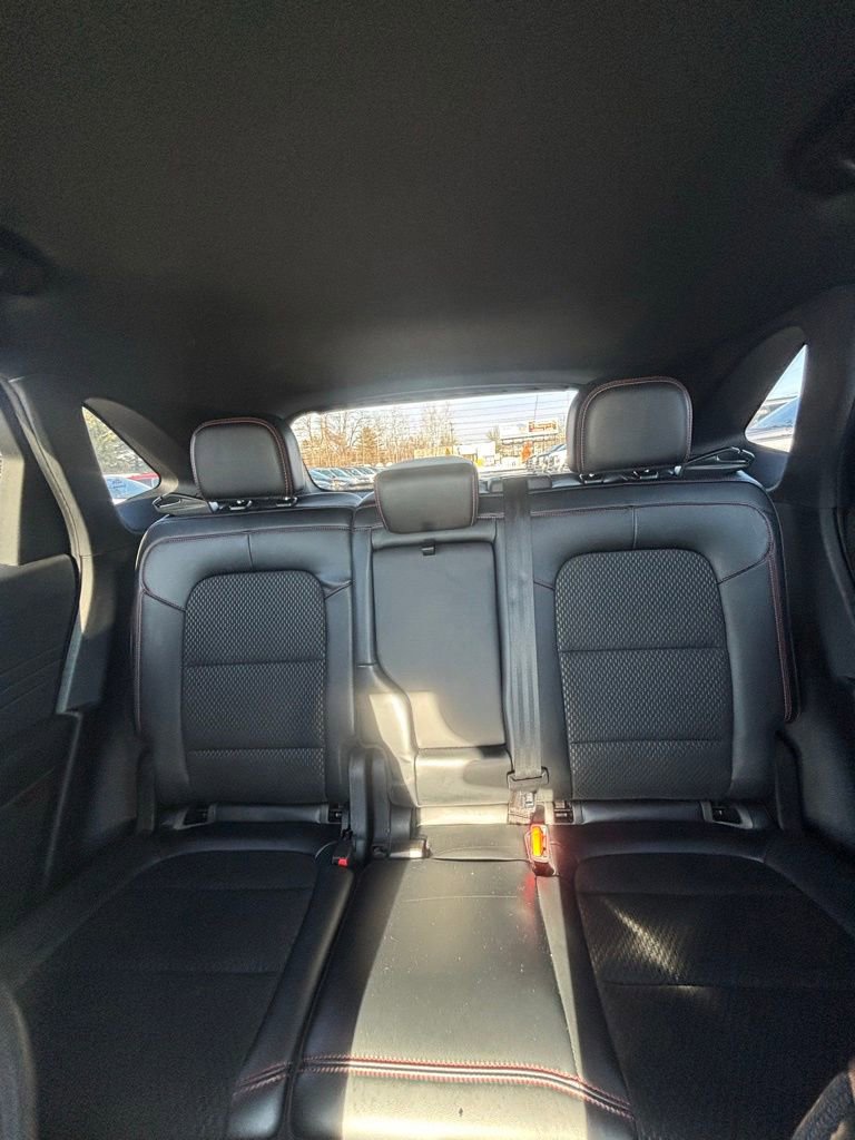 Used 2025 Ford Escape ST-Line image 10