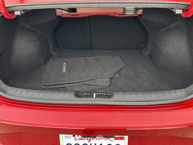 Certified 2023 Hyundai Elantra Limited image 27