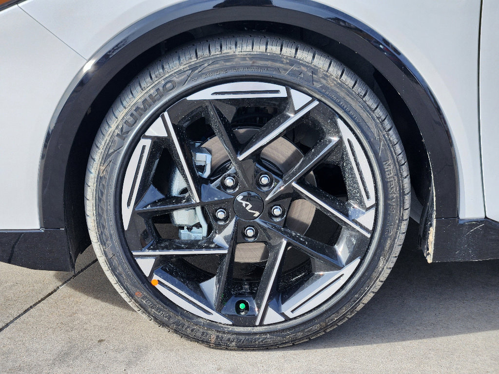 New 2026 Kia K4 GT-Line image 7