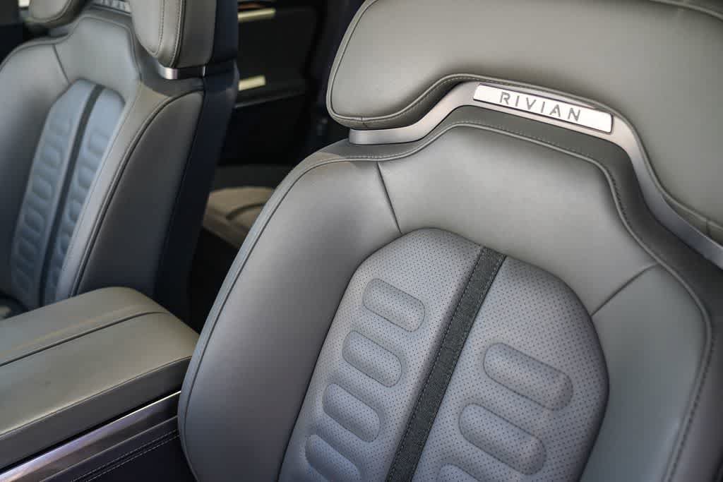 Used 2023 Rivian R1T Adventure AWD/4WD image 24