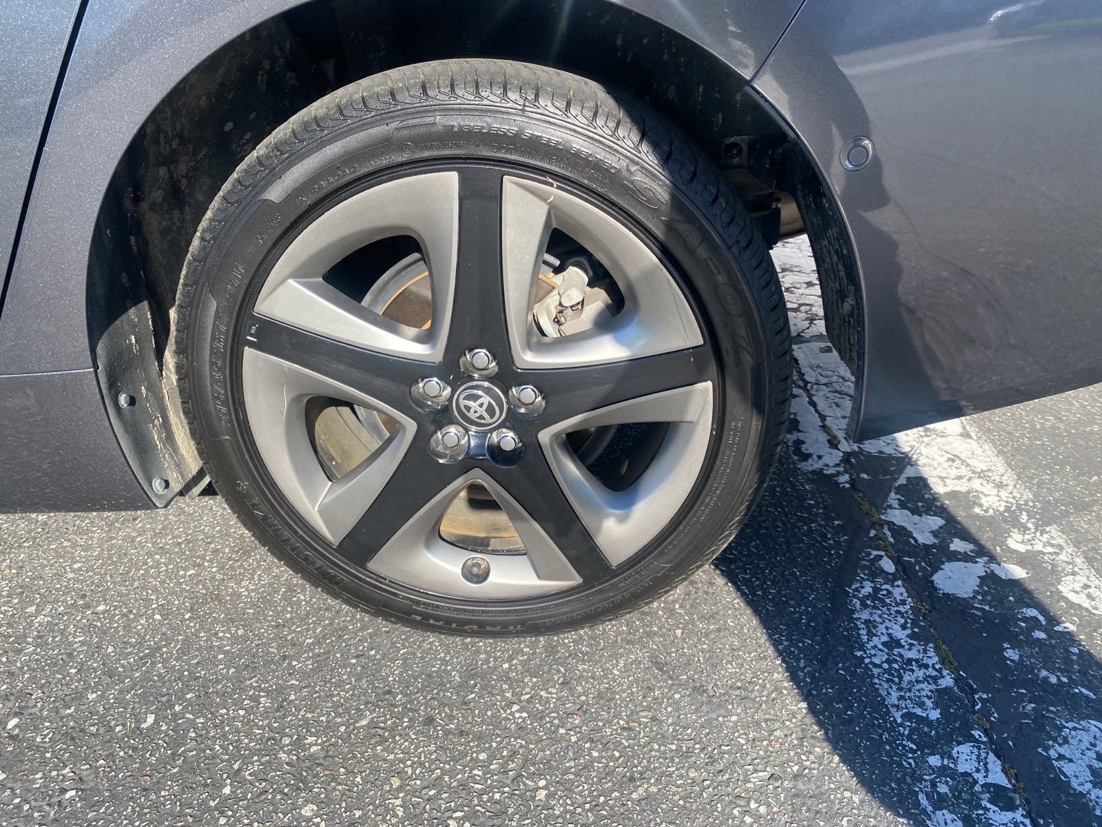 Used 2019 Toyota Prius XLE FWD image 5
