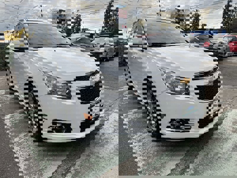 Used 2014 Chevrolet Cruze LT w/ RS Package image 7