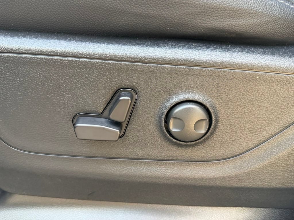New 2026 RAM 1500 Big Horn AWD/4WD image 17