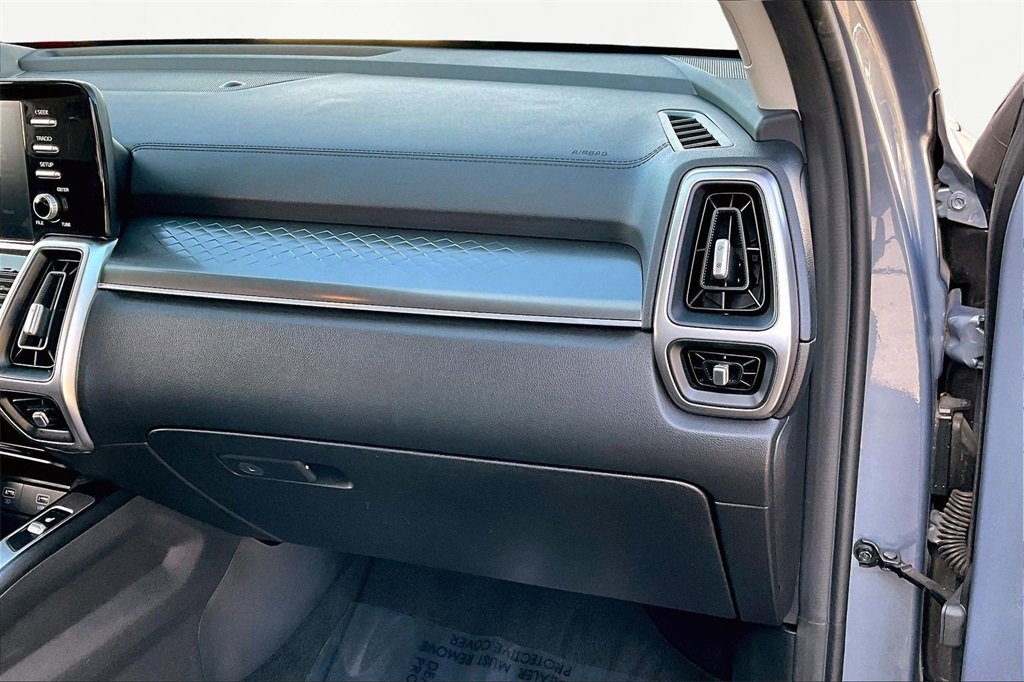 Used 2021 Kia Sorento S image 17