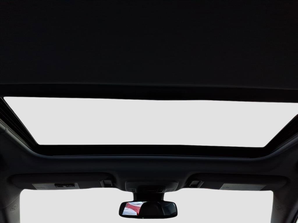 Used 2023 Toyota Camry SE image 14