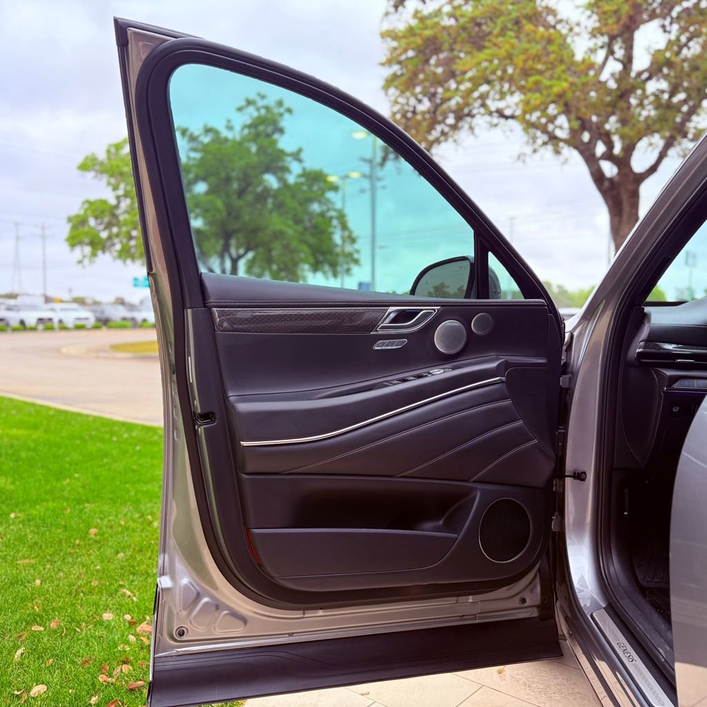 Used 2025 Genesis GV80 3.5T e-SC image 23