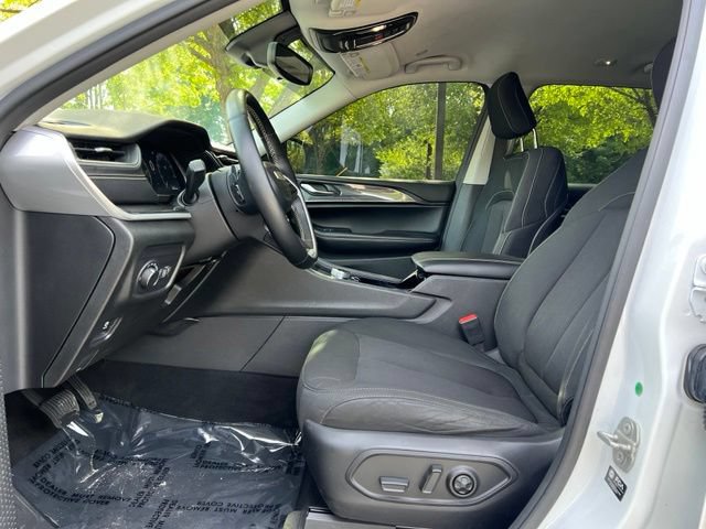 Used 2021 Jeep Grand Cherokee L Laredo w/ Luxury Tech Group I AWD/4WD image 12