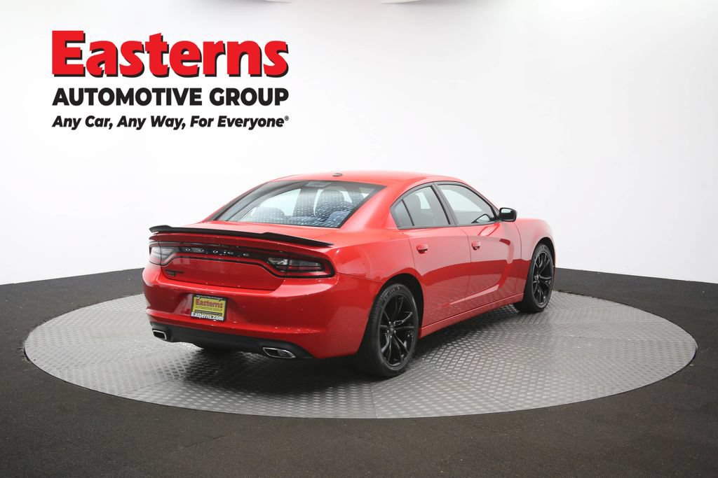 Used 2018 Dodge Charger SXT w/ Blacktop Package RWD image 39