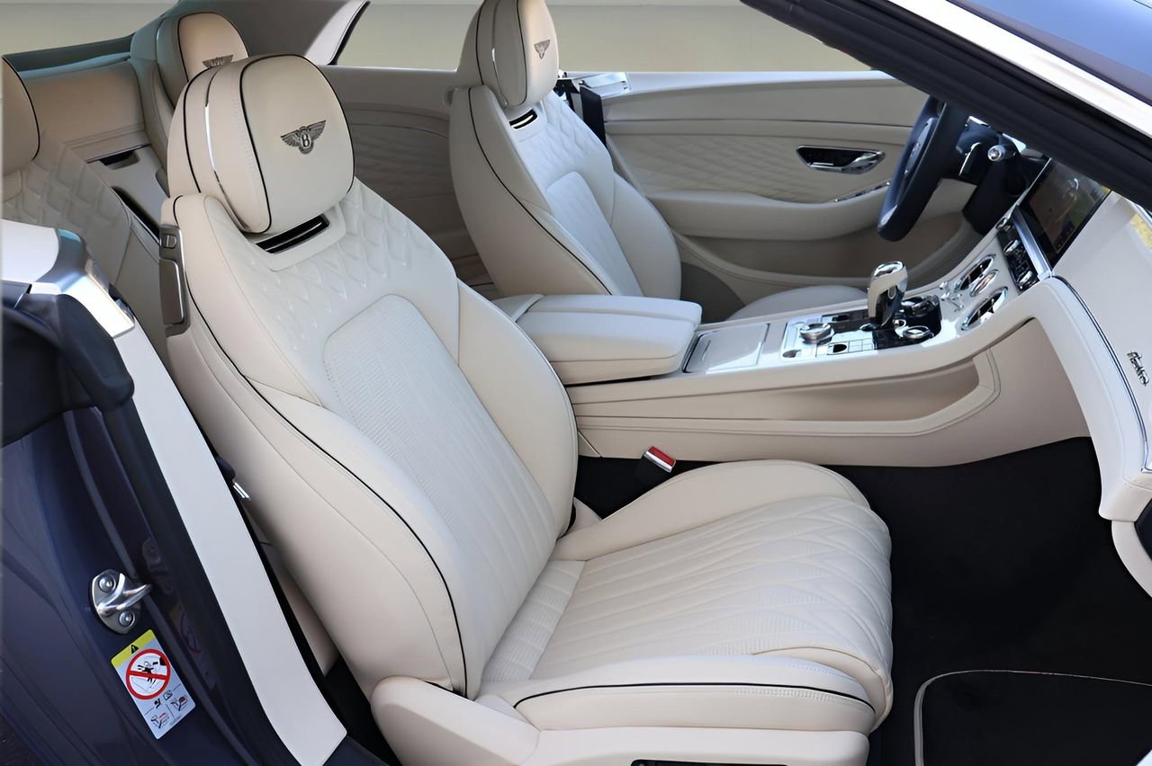 Used 2026 Bentley Continental GTC image 20