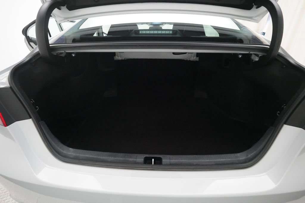 Used 2024 Toyota Camry XSE FWD image 10