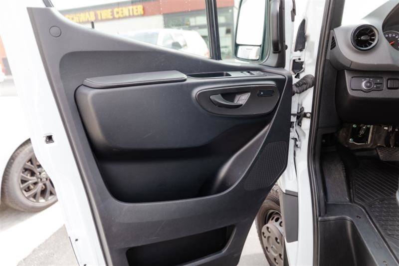 Used 2024 Mercedes-Benz Sprinter 3500 image 12