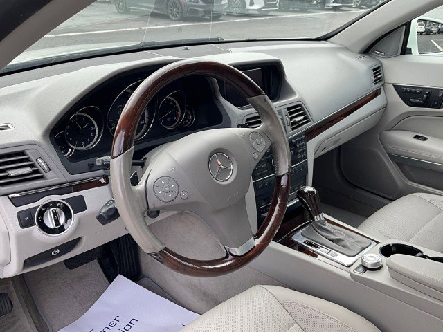 Used 2011 Mercedes-Benz E 350 Cabriolet image 16
