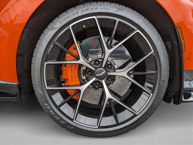 Used 2025 Aston Martin DBX 707 image 26