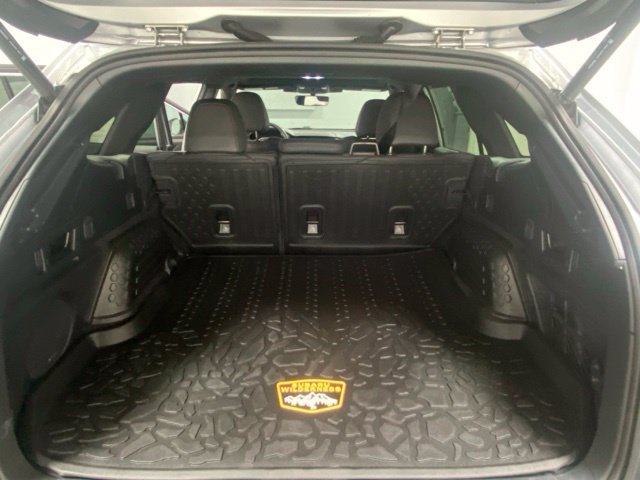 Used 2025 Subaru Outback Wilderness w/ Wilderness Package AWD/4WD image 9