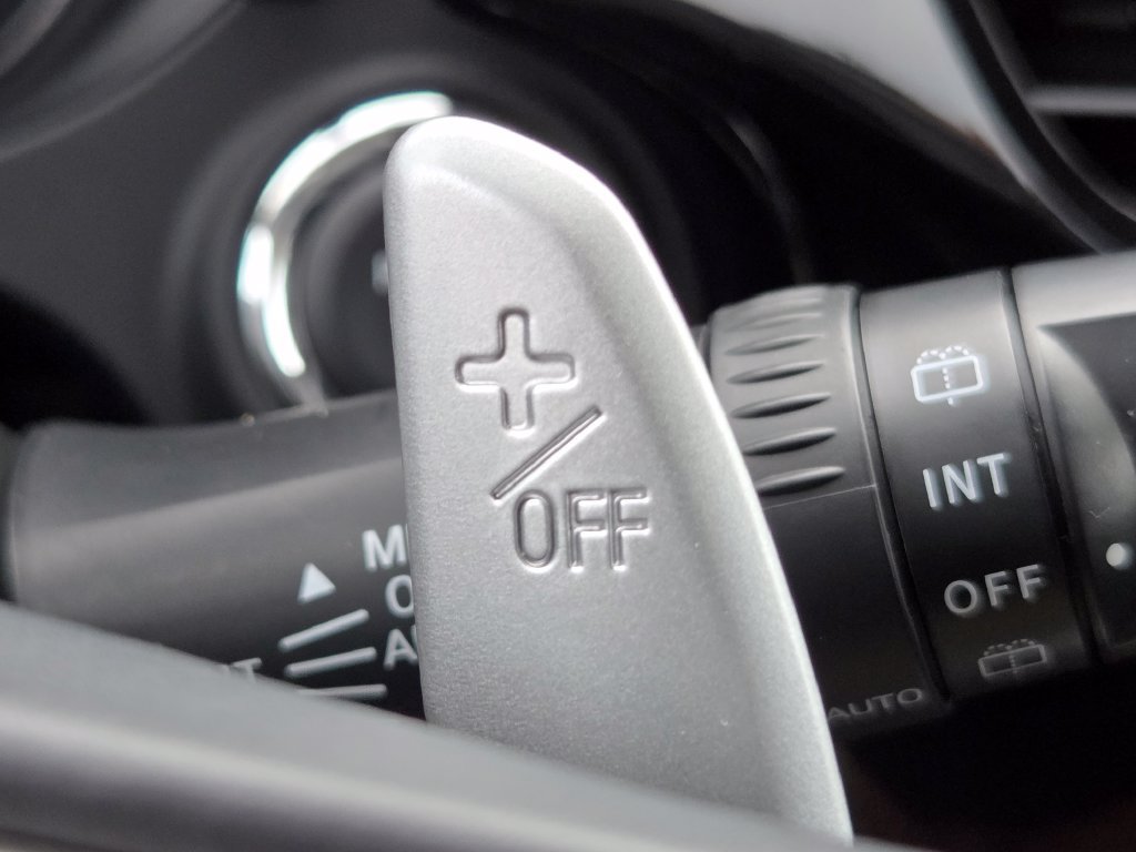 Used 2018 Mitsubishi Outlander 4WD Plug-In Hybrid image 18