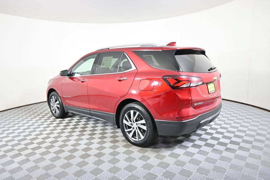 Used 2023 Chevrolet Equinox Premier AWD/4WD image 4