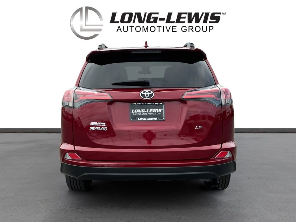 Used 2018 Toyota RAV4 LE FWD image 5