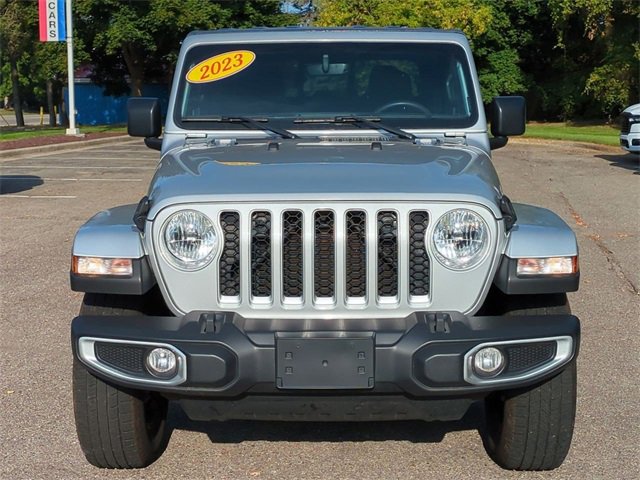 Used 2023 Jeep Gladiator Overland image 8