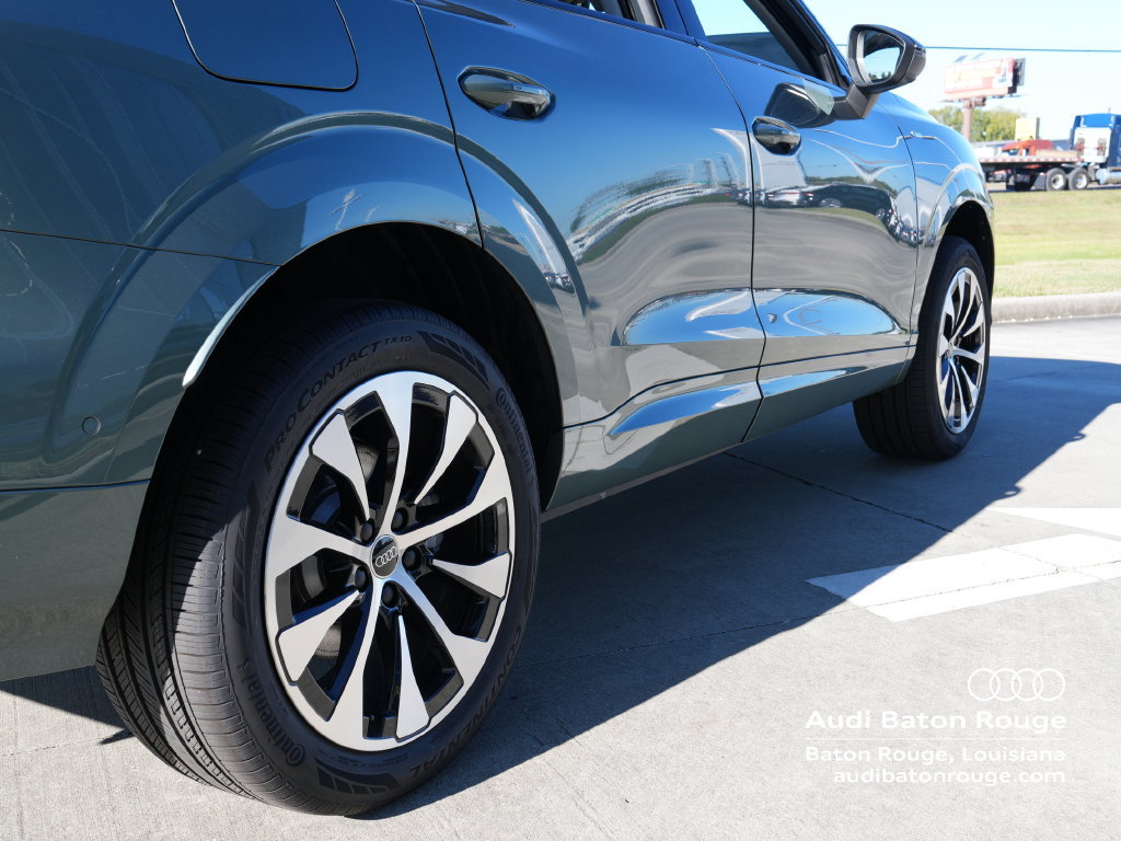 New 2026 Audi Q3 quattro 2.0T AWD/4WD image 7