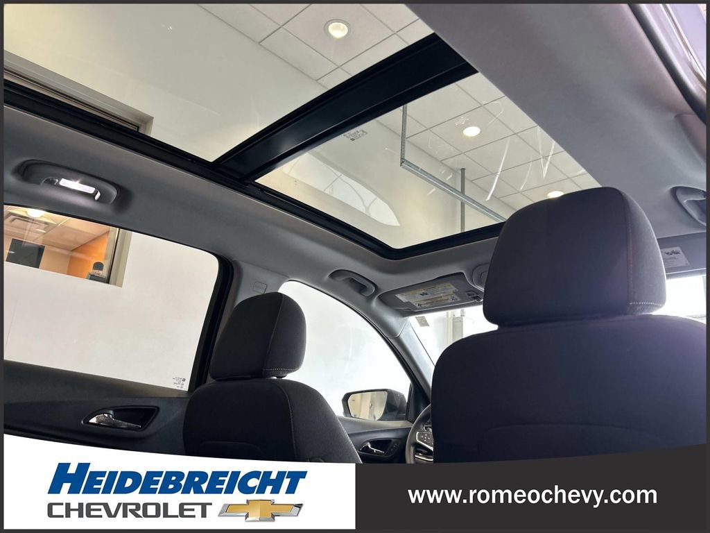 Certified 2024 Chevrolet Equinox LT image 32