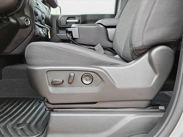 New 2025 Chevrolet Silverado 1500 Custom image 4