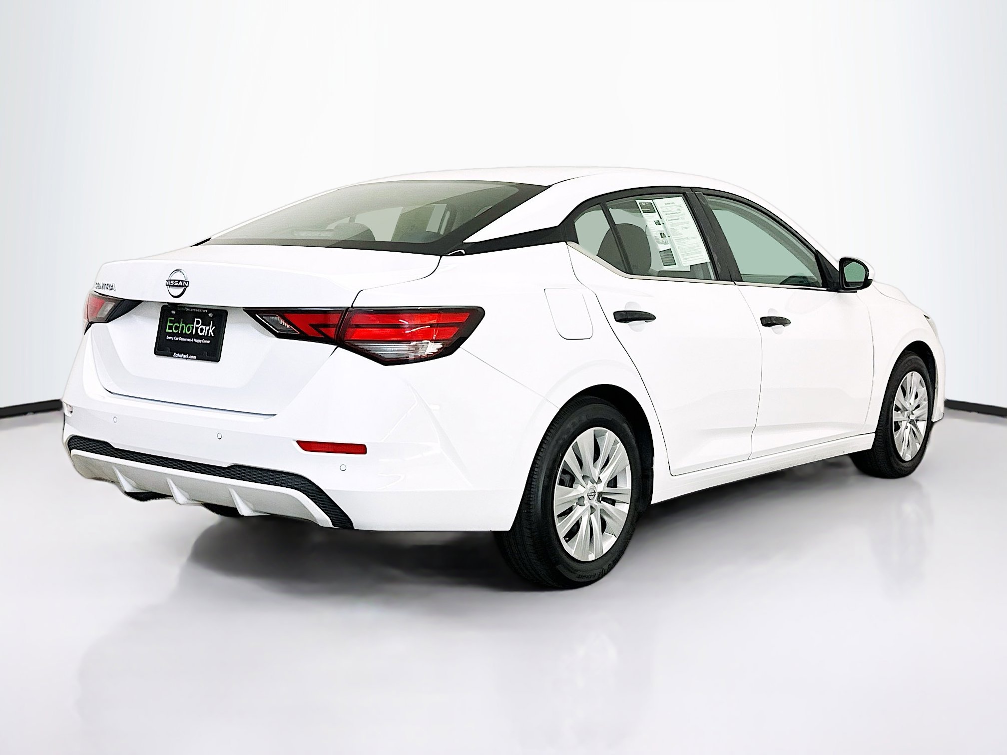 Used 2024 Nissan Sentra S FWD image 9